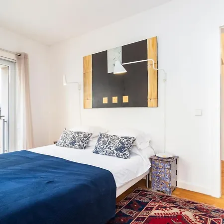 Bairro Alto Stylish One Bedroom *