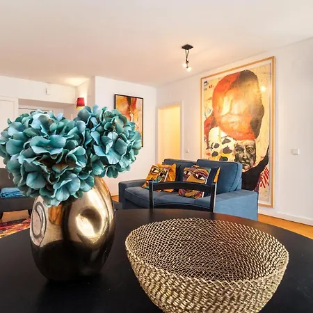 Bairro Alto Stylish One Bedroom *